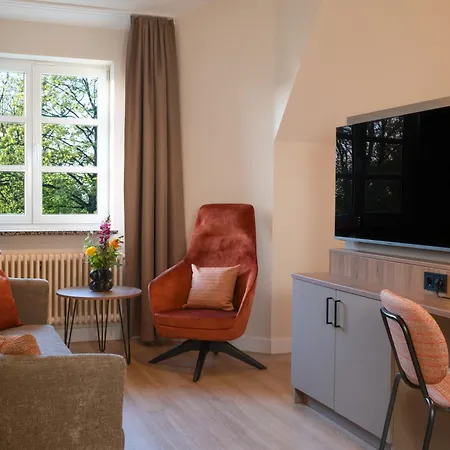 Waldesrand Hotel 4*